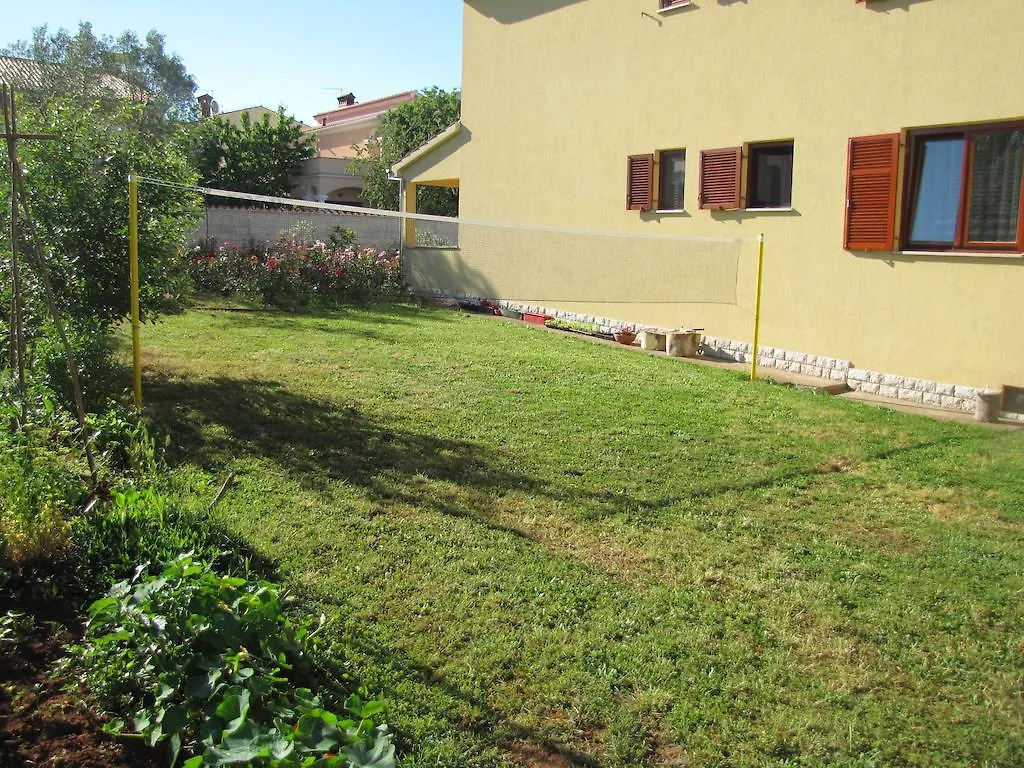 Apartments Maria Pula